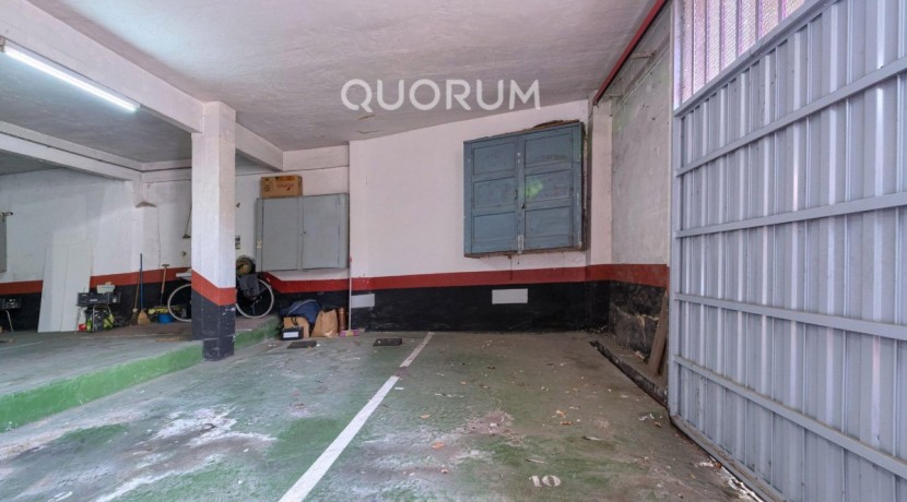 Piso TOTALMENTE EXTERIOR De 2 Dormitorios Con Ascensor y Balcón y Garaje Opcional En Zona Ariz