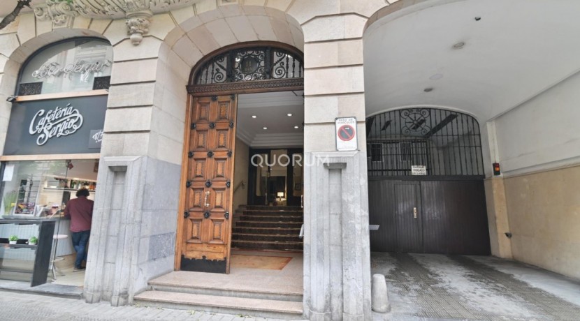Plaza de Garaje en Edificio Sota