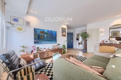 Preciosa Vivienda Reformada De 2 Dorm. De Orientación Sur Con Balcón y Ascensor En Zona Centro