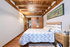 Precioso Adosado Reformado De 3 Dormitorios Con Terraza y Terreno En Zona San Miguel