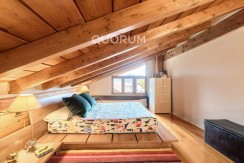Precioso Adosado Reformado De 3 Dormitorios Con Terraza y Terreno En Zona San Miguel