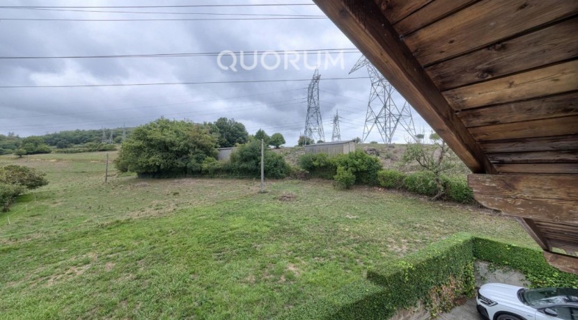 Precioso Adosado Reformado De 3 Dormitorios Con Terraza y Terreno En Zona San Miguel