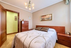Precioso Piso Ubicado Cerca De Cruces Con 3 Habitaciones y Terraza