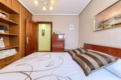 Precioso Piso Ubicado Cerca De Cruces Con 3 Habitaciones y Terraza