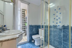Precioso Piso Ubicado Cerca De Cruces Con 3 Habitaciones y Terraza