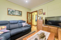 Precioso Piso Ubicado Cerca De Cruces Con 3 Habitaciones y Terraza