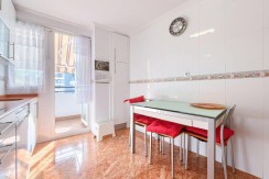 Precioso Piso Ubicado Cerca De Cruces Con 3 Habitaciones y Terraza