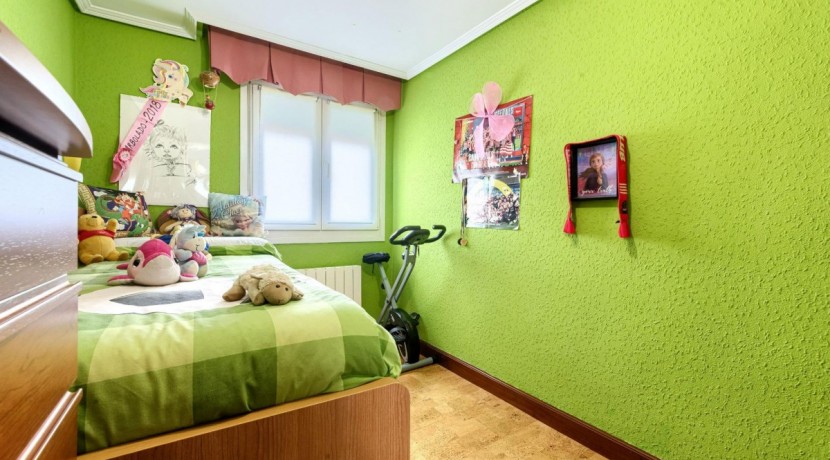 Precioso Piso Ubicado Cerca De Cruces Con 3 Habitaciones y Terraza