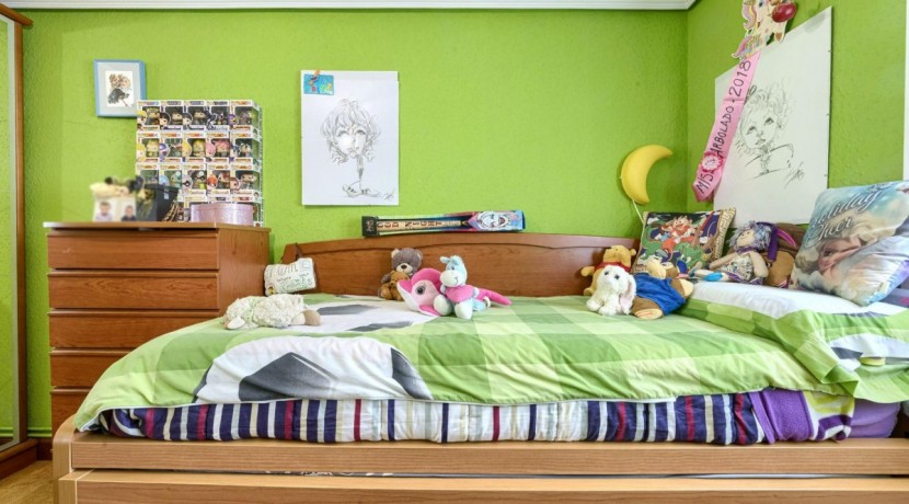 Precioso Piso Ubicado Cerca De Cruces Con 3 Habitaciones y Terraza