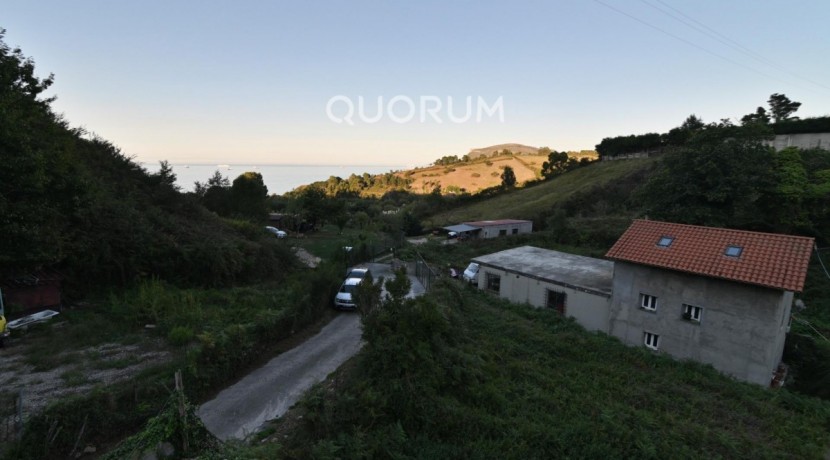 Se Vende Casa En Kobaron Con Preciosas Vistas Al Mar Para Reformar A Tu Gusto