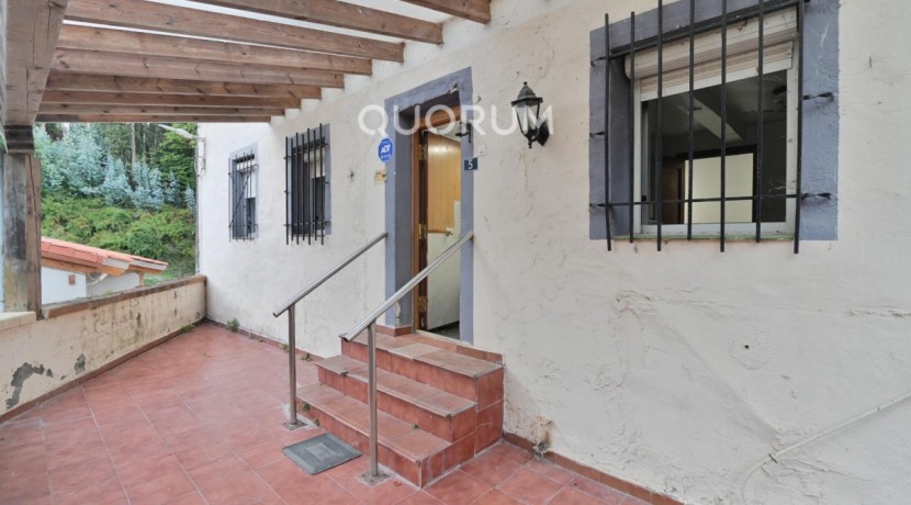 Se Vende Casa En Kobaron Con Preciosas Vistas Al Mar Para Reformar A Tu Gusto