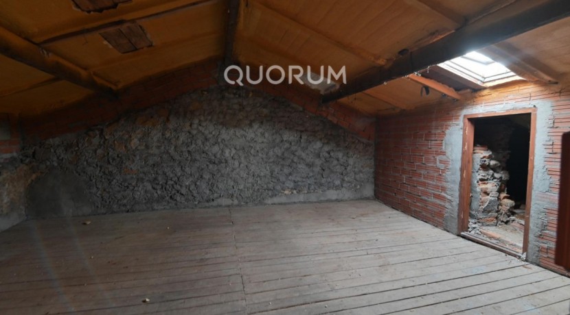 Se Vende Casa En Kobaron Con Preciosas Vistas Al Mar Para Reformar A Tu Gusto