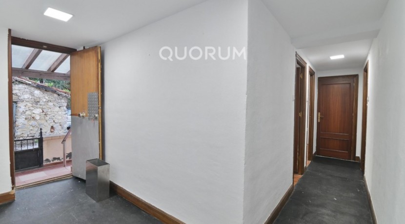 Se Vende Casa En Kobaron Con Preciosas Vistas Al Mar Para Reformar A Tu Gusto