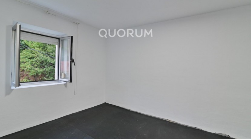 Se Vende Casa En Kobaron Con Preciosas Vistas Al Mar Para Reformar A Tu Gusto