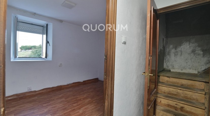 Se Vende Casa En Kobaron Con Preciosas Vistas Al Mar Para Reformar A Tu Gusto