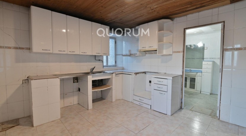 Se Vende Casa En Kobaron Con Preciosas Vistas Al Mar Para Reformar A Tu Gusto