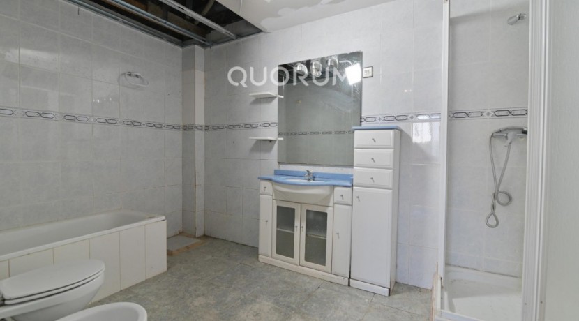 Se Vende Casa En Kobaron Con Preciosas Vistas Al Mar Para Reformar A Tu Gusto