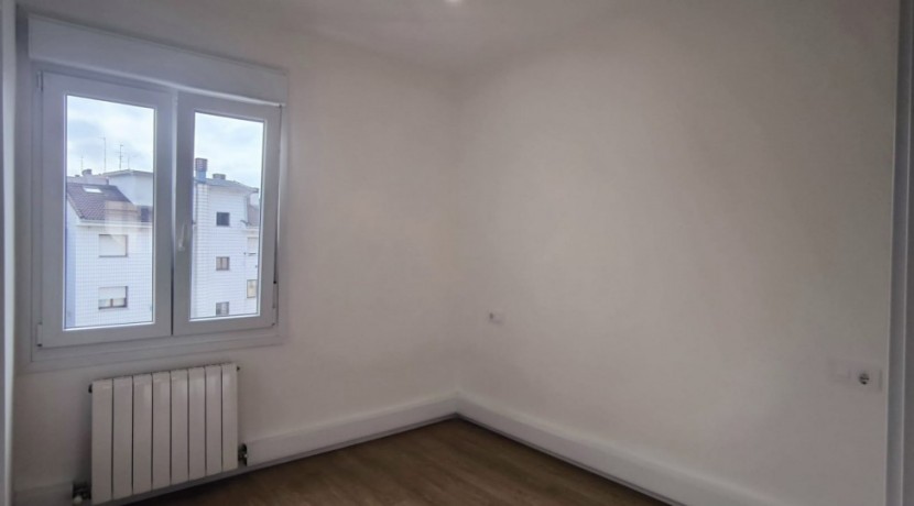 Se Vende Preciosa Vivienda En La Herriko Plaza De 3 Habitaciones Y 2 Baños Completos