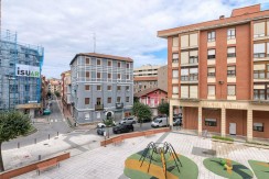 Se Vende Precioso Apartamento De 1 Habitación Con Parcela De garaje y Camarote Incluido