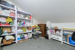 Se Vende Precioso Apartamento De 1 Habitación Con Parcela De garaje y Camarote Incluido