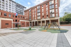Se Vende Precioso Apartamento De 1 Habitación Con Parcela De garaje y Camarote Incluido