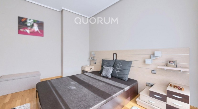 URBAN GALINDO, TRES HABITACIONES, DOS BAÑOS, GARAJE Y TRASTERO