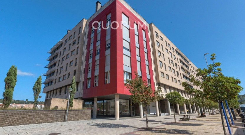 URBAN GALINDO, TRES HABITACIONES, DOS BAÑOS, GARAJE Y TRASTERO