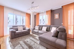 URBAN GALINDO, TRES HABITACIONES, DOS BAÑOS, GARAJE Y TRASTERO