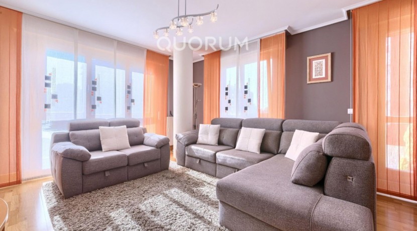URBAN GALINDO, TRES HABITACIONES, DOS BAÑOS, GARAJE Y TRASTERO
