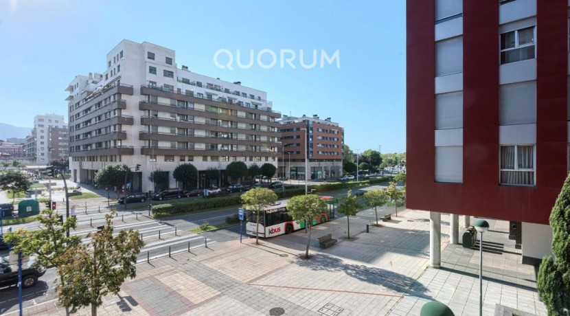 URBAN GALINDO, TRES HABITACIONES, DOS BAÑOS, GARAJE Y TRASTERO