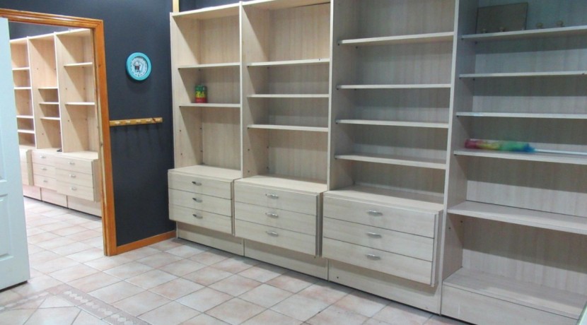 Venta/Alquiler De Local Comercial Totalmente Acondicionado En Urreta