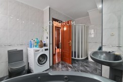 Vivienda Adosada Para Entrar A Vivir De 3 Dormitorios En Zona Tranquila