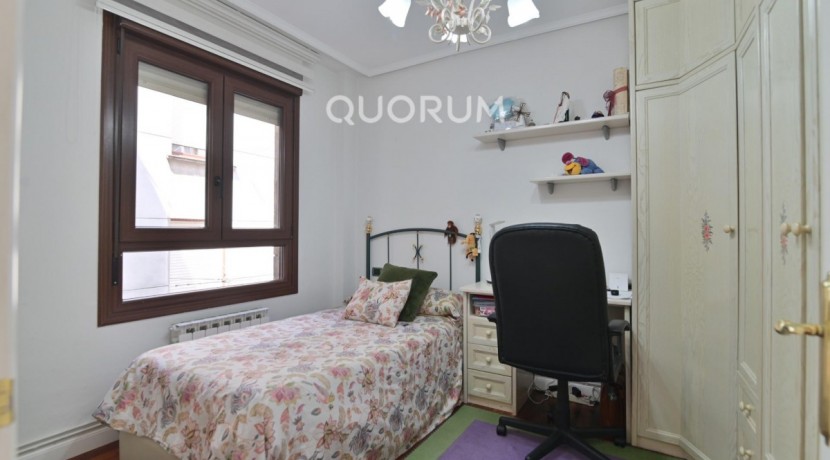 Vivienda Completa con Garaje en San Adrian
