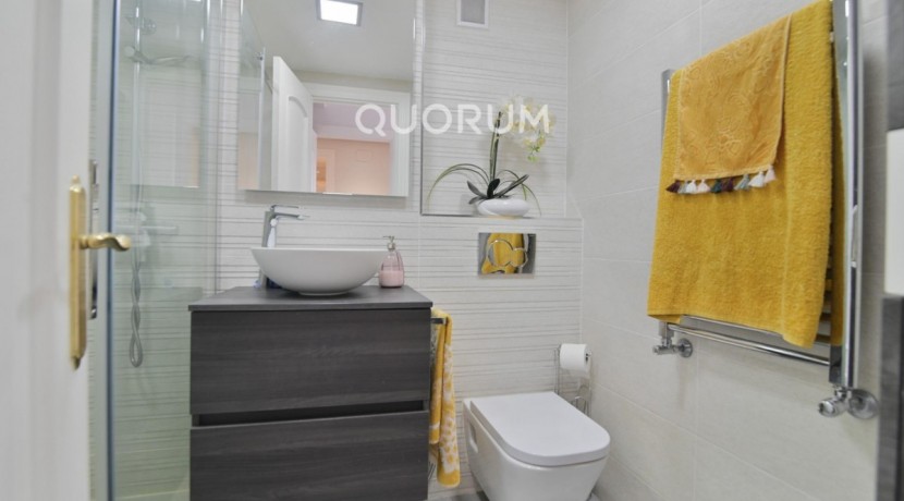 Vivienda Completa con Garaje en San Adrian