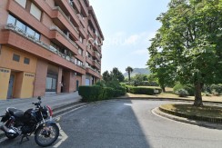Vivienda Completa con Garaje en San Adrian