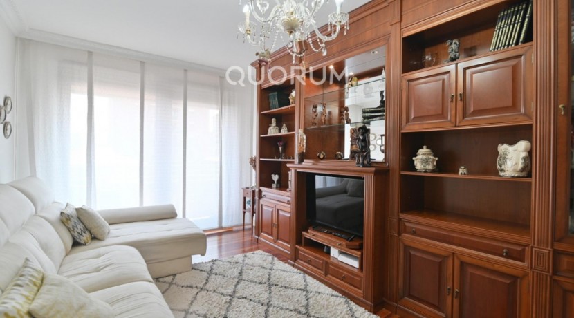 Vivienda Completa con Garaje en San Adrian