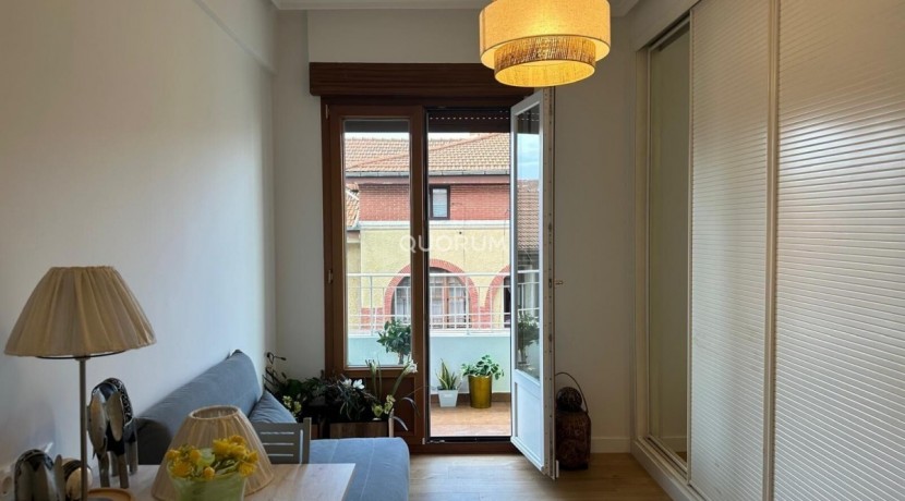 VIVIENDA COMPLETAMENTE REFORMADA Y MUY LUMINOSA