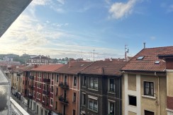 VIVIENDA COMPLETAMENTE REFORMADA Y MUY LUMINOSA