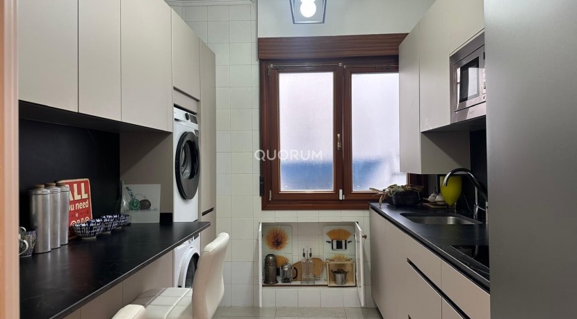 VIVIENDA COMPLETAMENTE REFORMADA Y MUY LUMINOSA