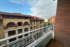 VIVIENDA COMPLETAMENTE REFORMADA Y MUY LUMINOSA