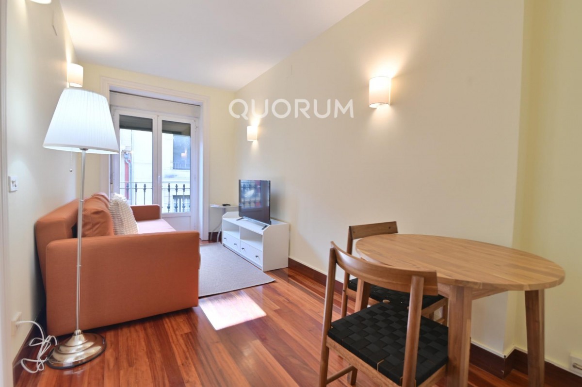 Vivienda de 1 hab en Diputación