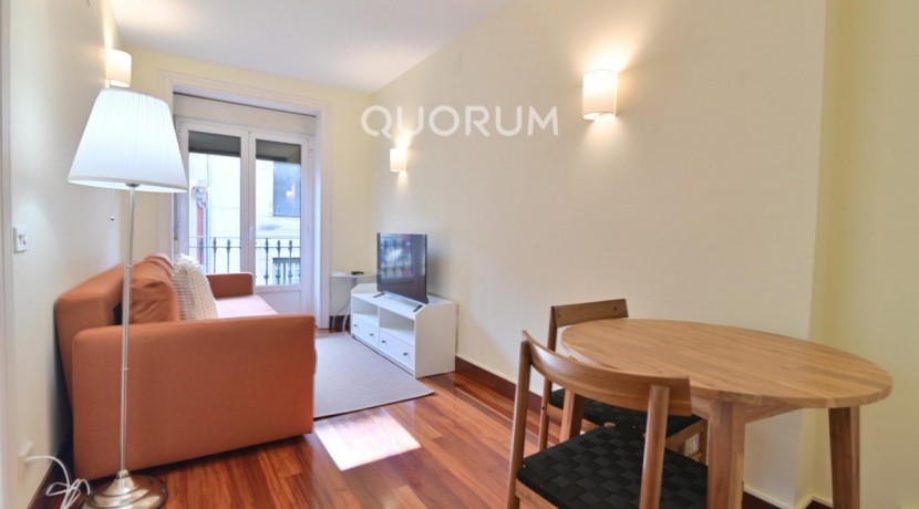 Vivienda de 1 hab en Diputación
