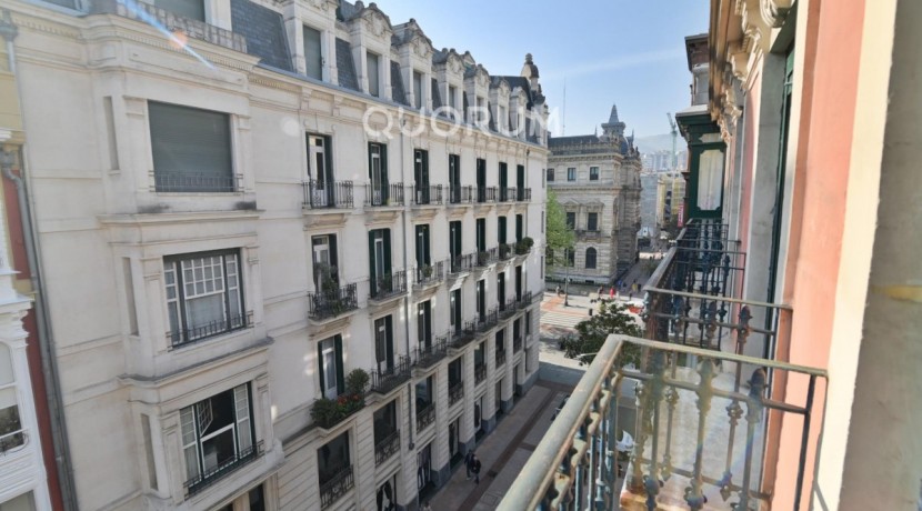 Vivienda de 1 hab en Diputación