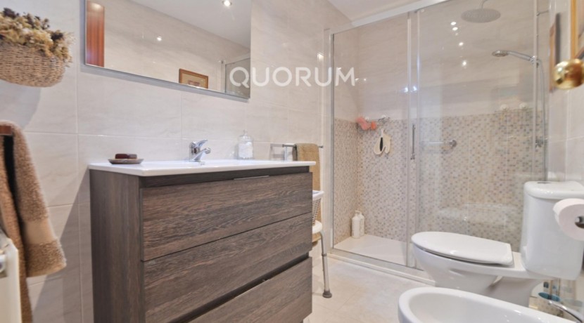 Vivienda de 2 hab y Garaje para entrar a vivir