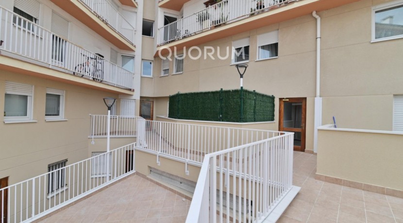 Vivienda de 2 hab y Garaje para entrar a vivir