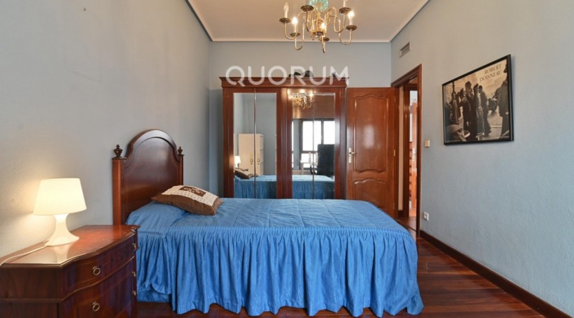 Vivienda de 4 Habitaciones con Garaje