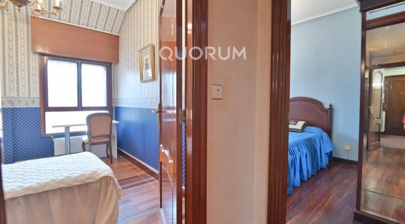 Vivienda de 4 Habitaciones con Garaje