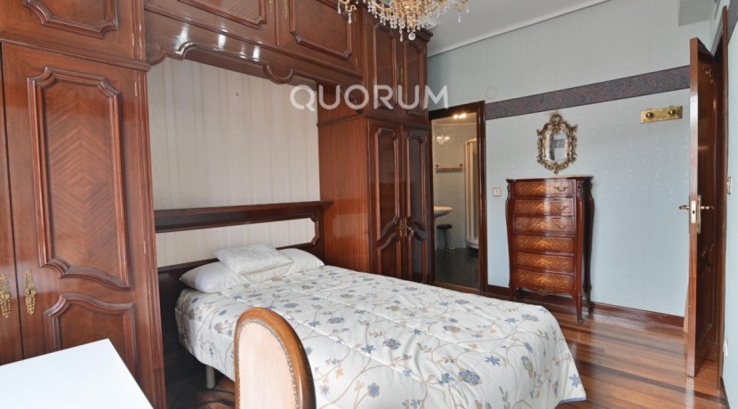 Vivienda de 4 Habitaciones con Garaje