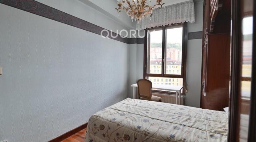 Vivienda de 4 Habitaciones con Garaje