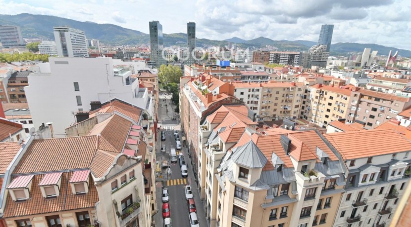 Vivienda de 4 Habitaciones con Garaje